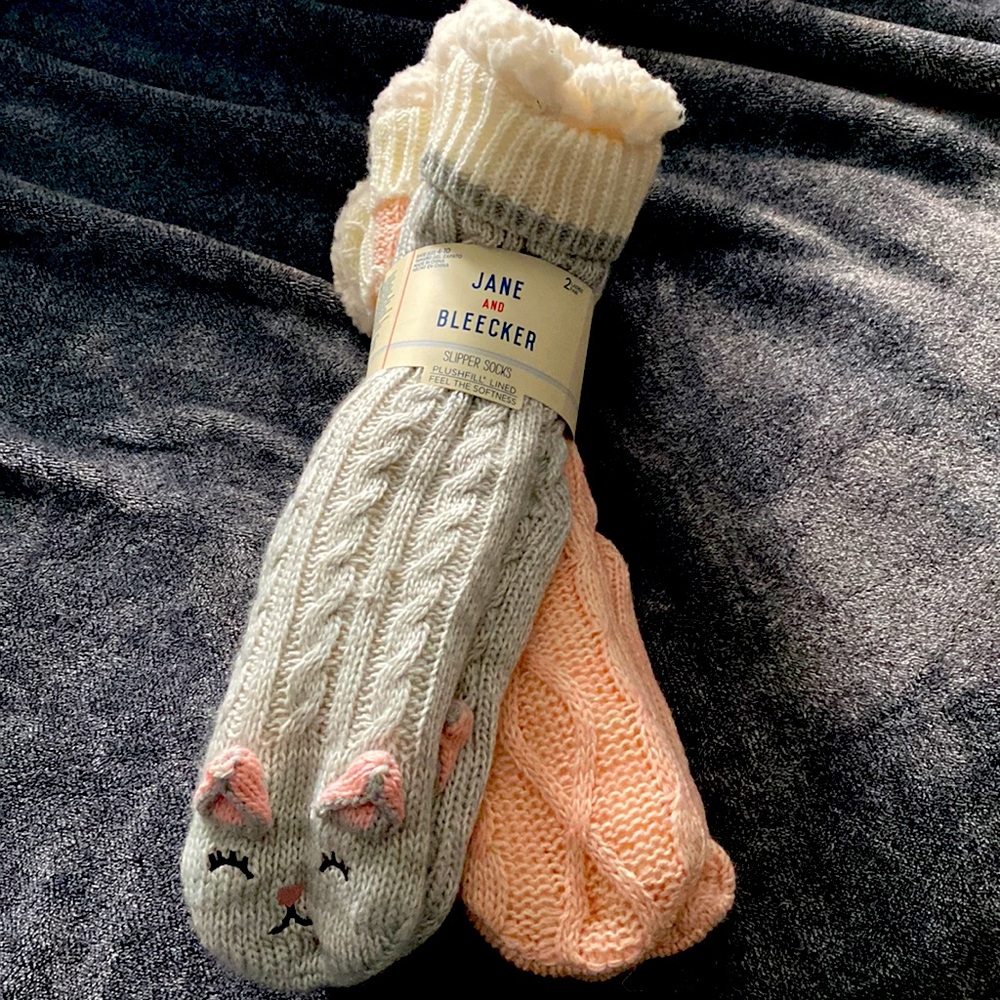 Jane and Bleecker Slipper socks 2 pairs shoe size 4-10 gray/pink cute cat face